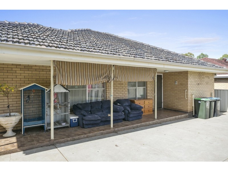 7 Hynam Avenue, Kangaroo Flat VIC 3555