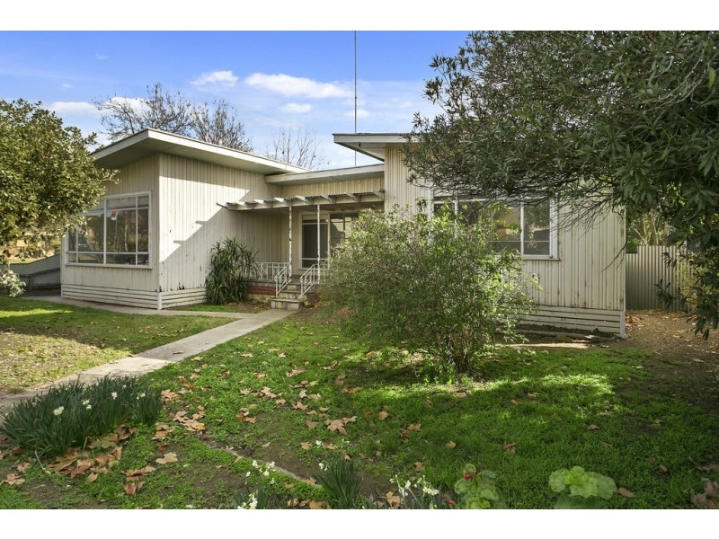 464 High Street, Golden Square VIC 3555