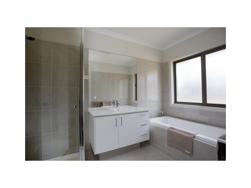 45 Ridge Road, Junortoun VIC 3551