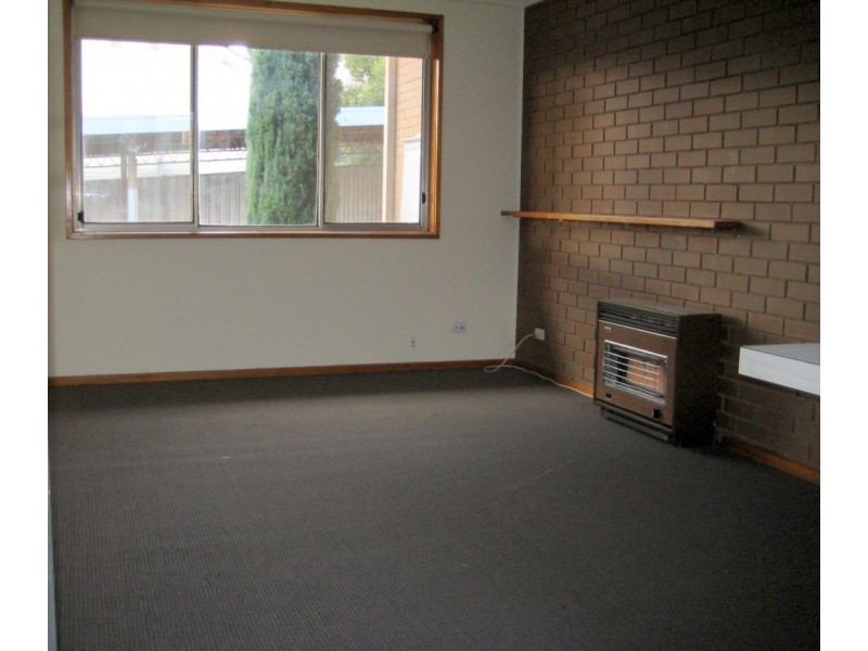 2/45 Glencoe Street, Kennington VIC 3550