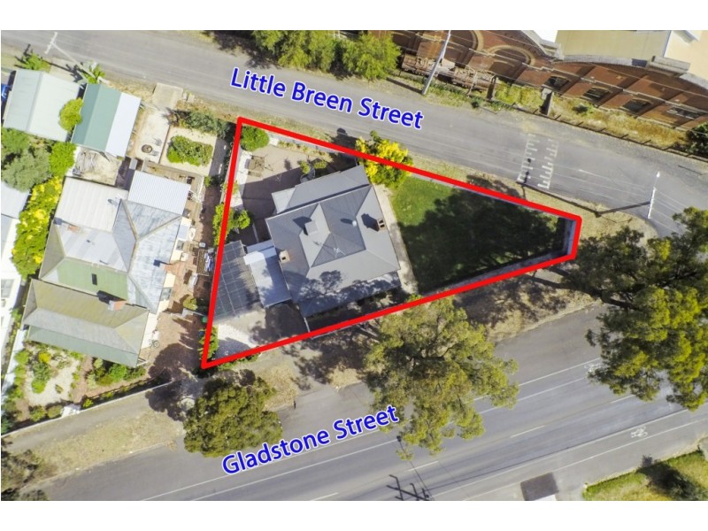 70 Gladstone Street, Quarry Hill VIC 3550