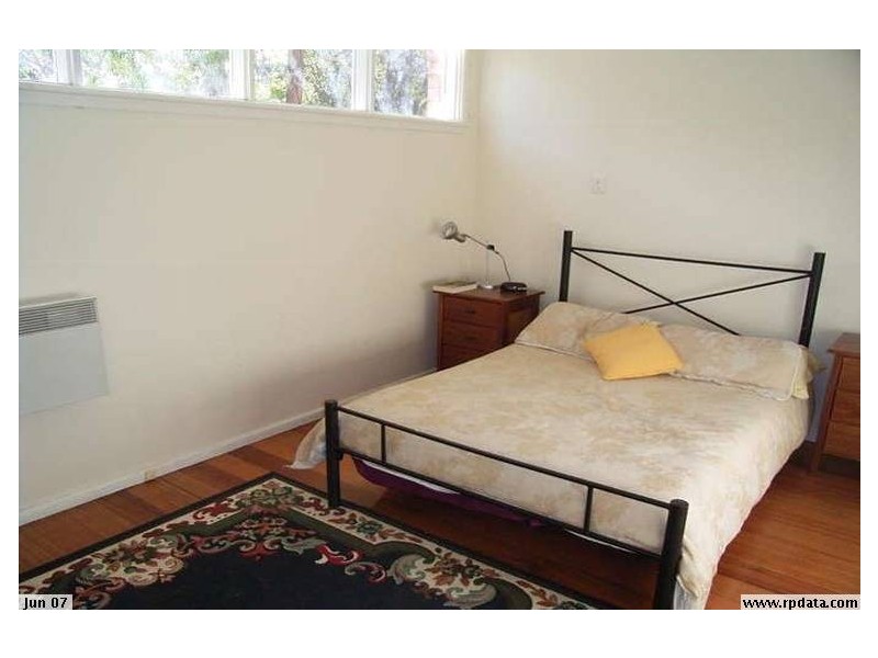 10 Clarence Avenue, Kennington VIC 3550