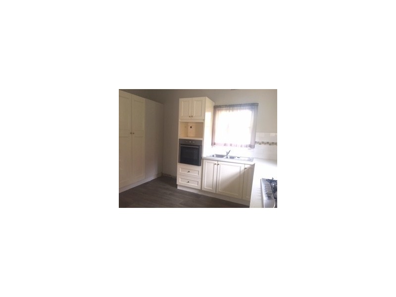 15 Churchill Avenue, Flora Hill VIC 3550