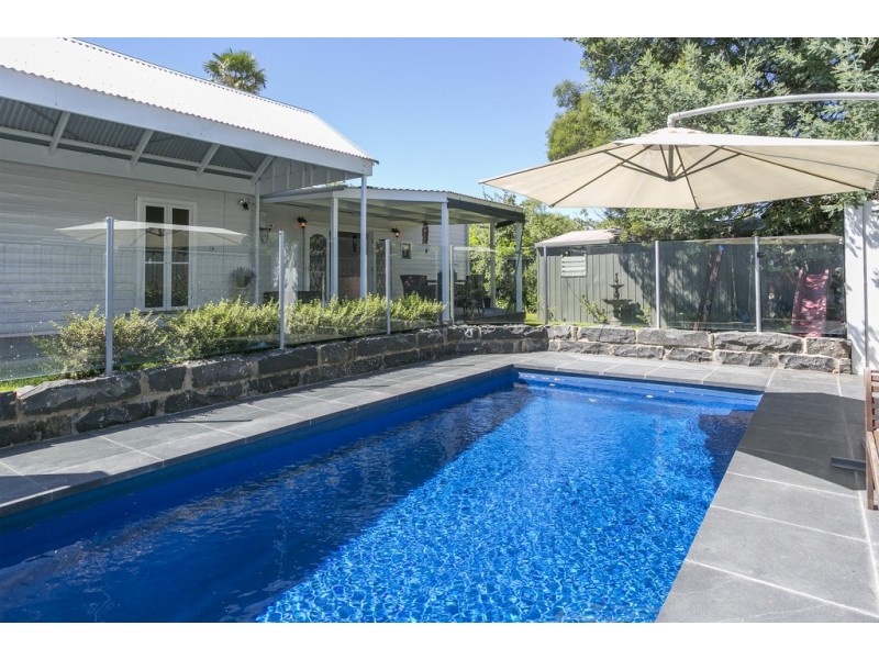 67 Peg Leg Road, Eaglehawk VIC 3556