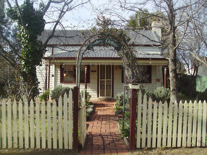 6 Wilkie Street, Bendigo VIC 3550