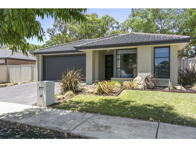 28 Elandra Drive, Epsom VIC 3551