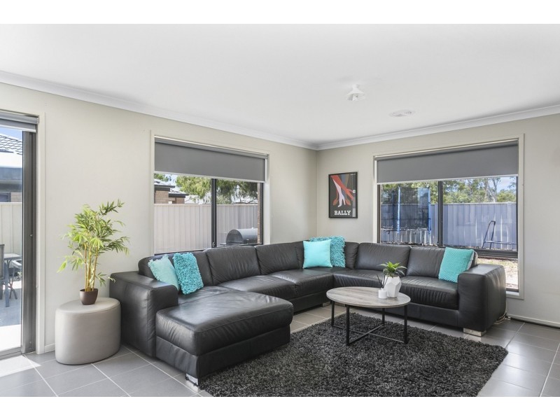 28 Elandra Drive, Epsom VIC 3551