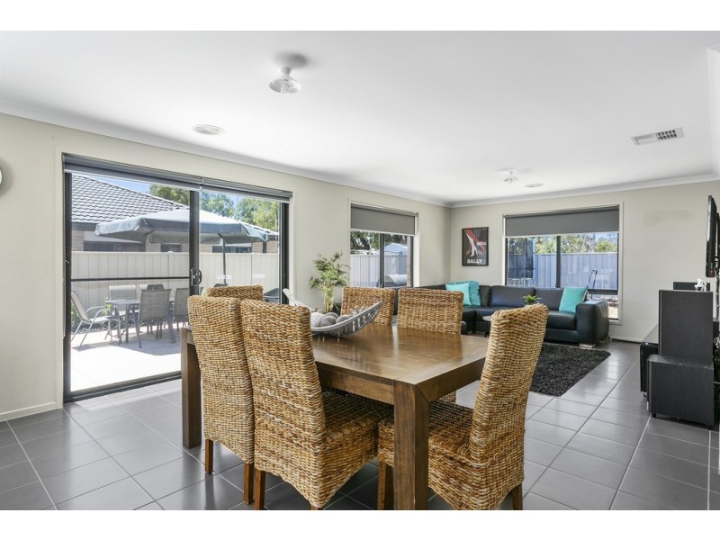 28 Elandra Drive, Epsom VIC 3551