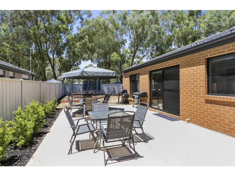 28 Elandra Drive, Epsom VIC 3551