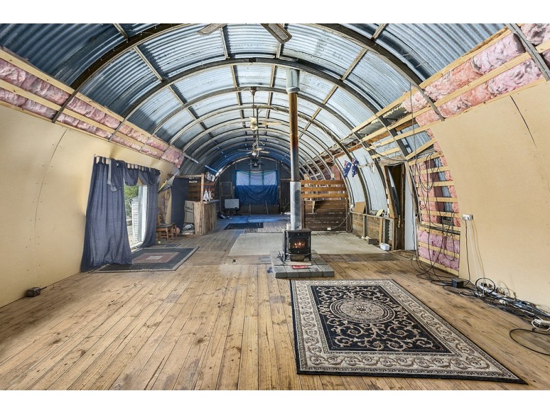 240 Giris Road, Longlea VIC 3551