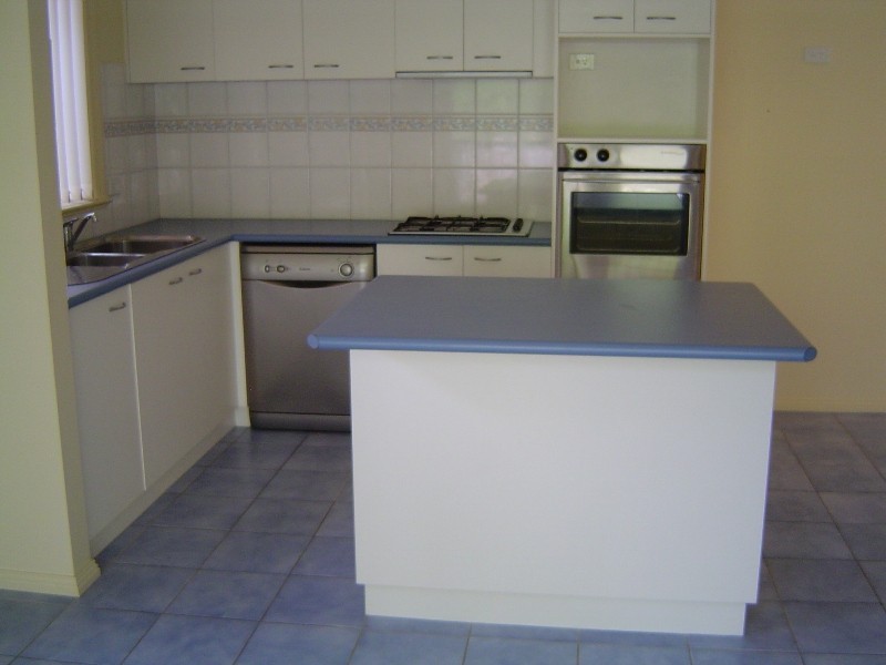 3/10 Malcolm Street, Quarry Hill VIC 3550