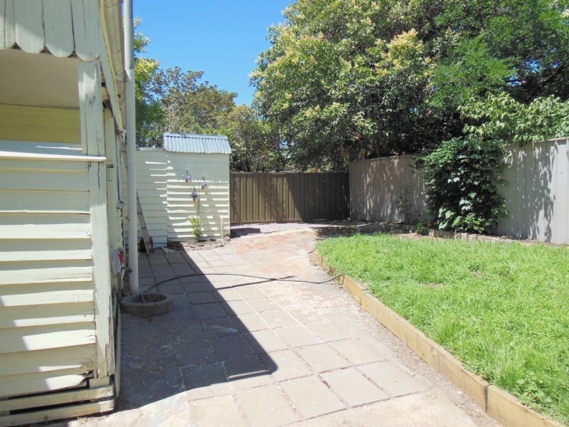 13 Bright Street, Quarry Hill VIC 3550