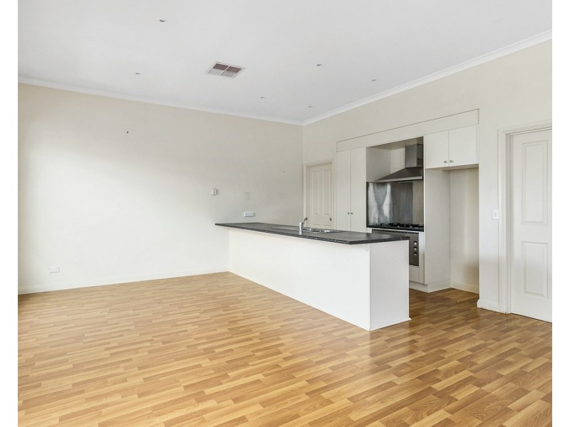 43 Reginald Street, Quarry Hill VIC 3550