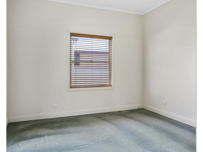 43 Reginald Street, Quarry Hill VIC 3550