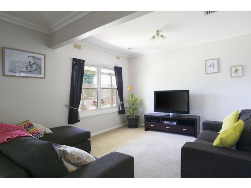 27 Cahill Street, White Hills VIC 3550