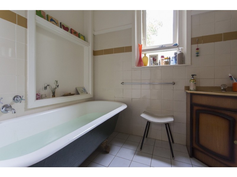 11 Echuca Street, Quarry Hill VIC 3550