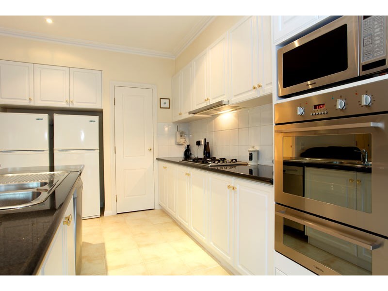 20 Weatherby Dr., Strathdale VIC 3550