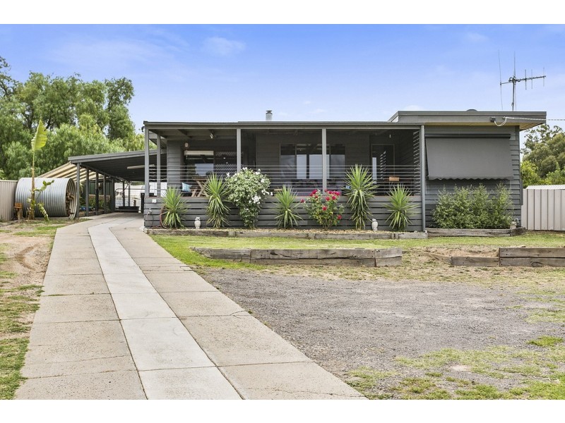 5 McCormacks Road, Eaglehawk VIC 3556