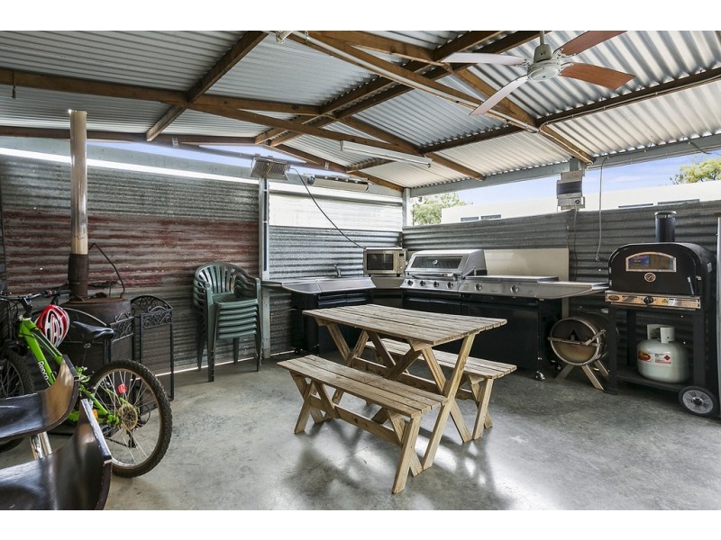5 McCormacks Road, Eaglehawk VIC 3556