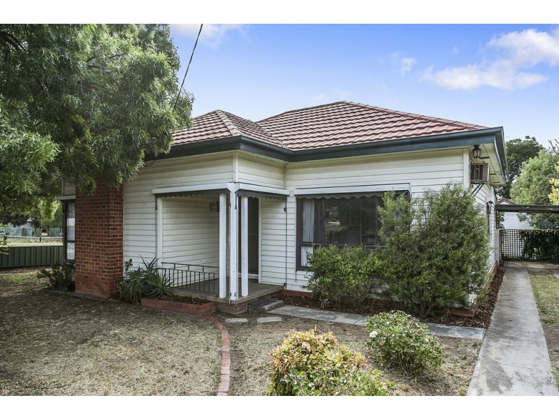 79 Mackenzie Street West, Golden Square VIC 3555
