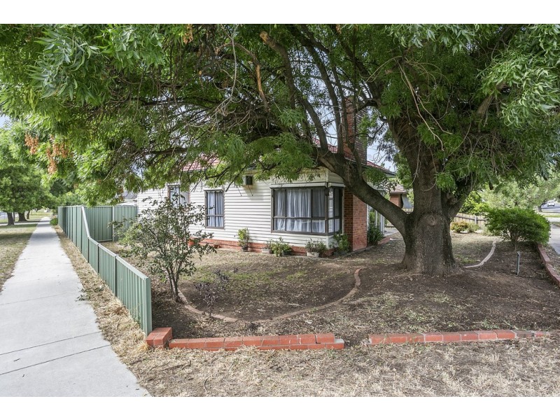 79 Mackenzie Street West, Golden Square VIC 3555