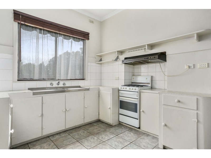 79 Mackenzie Street West, Golden Square VIC 3555