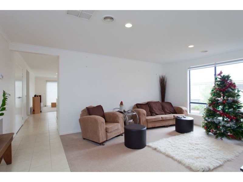 18 Manna Gum Drive, Epsom VIC 3551