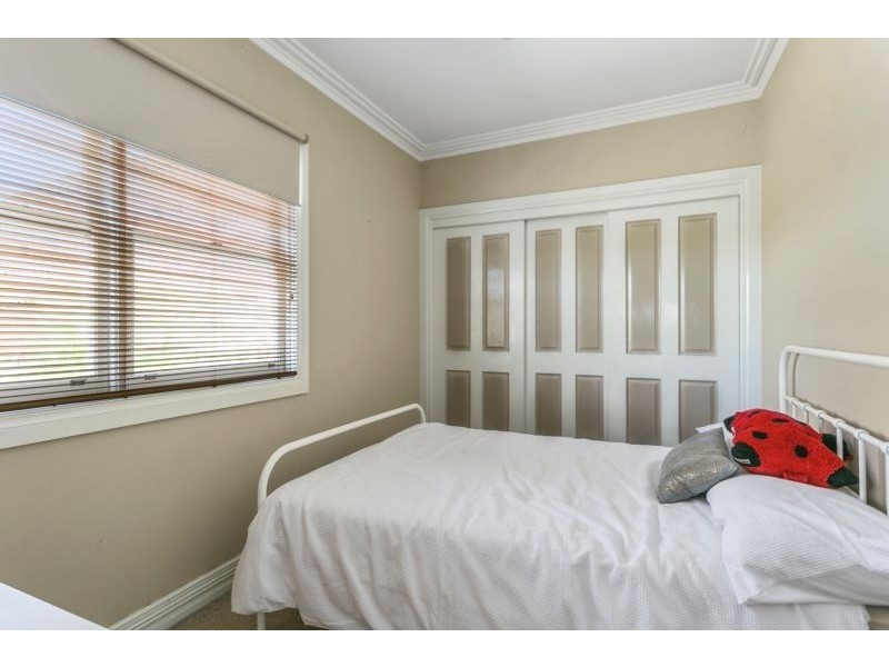 70 Gladstone Street, Quarry Hill VIC 3550