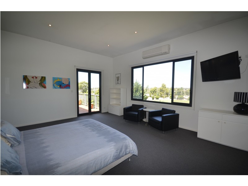 2 Ingleton St, North Bendigo VIC 3550