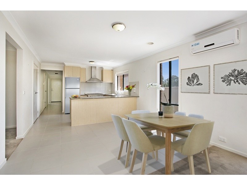 42 Barnett Drive, Kangaroo Flat VIC 3555