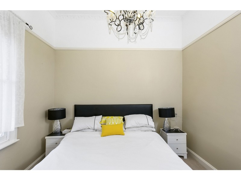 33 Pallett Street, Golden Square VIC 3555