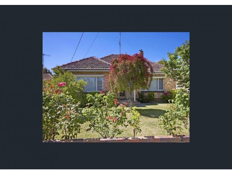 30 Clarence Avenue, Kennington VIC 3550