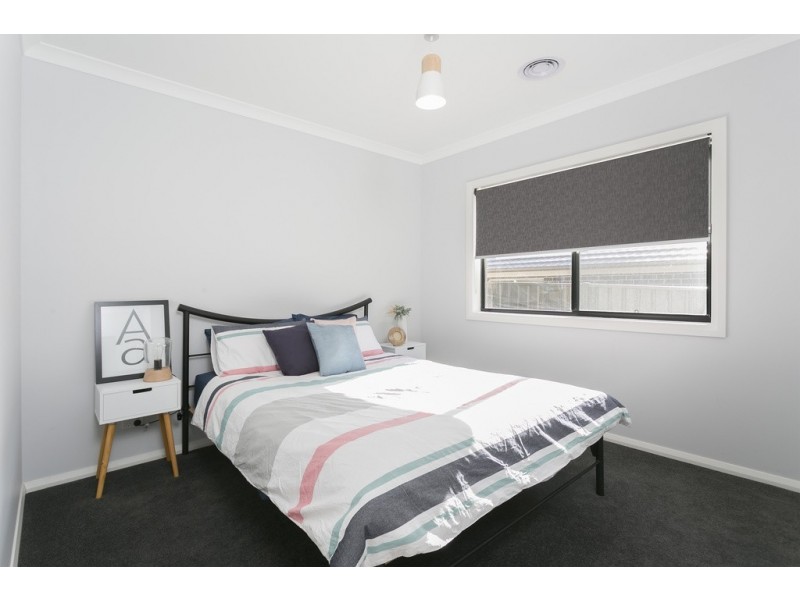 9 Bentley Terrace, Quarry Hill VIC 3550