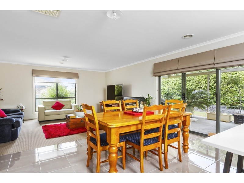 30 Lanark Drive, Junortoun VIC 3551