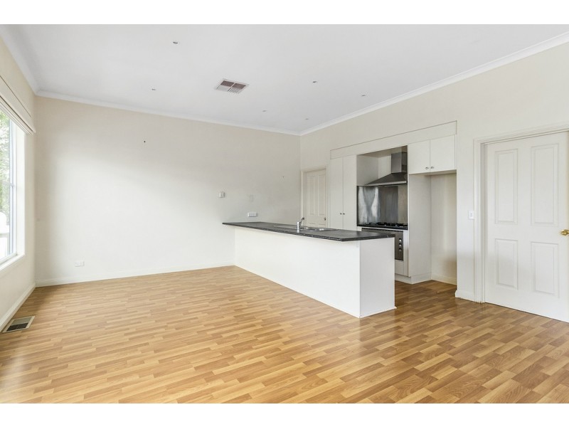43 Reginald Street, Quarry Hill VIC 3550