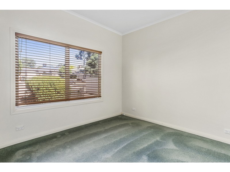 43 Reginald Street, Quarry Hill VIC 3550