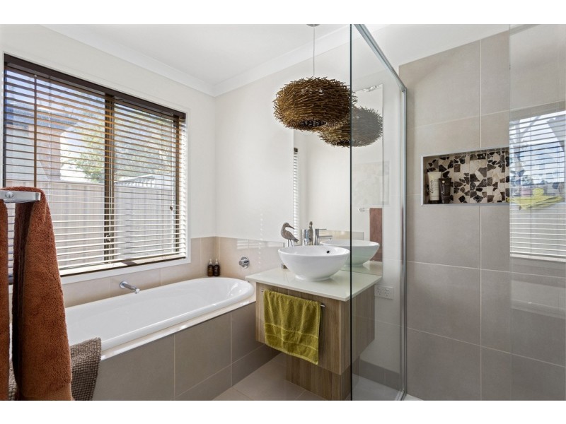 3/22 Chapel St, Kangaroo Flat VIC 3555