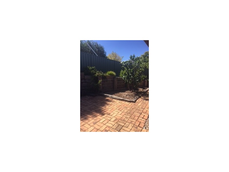 6 Edmund Street, Kangaroo Flat VIC 3555