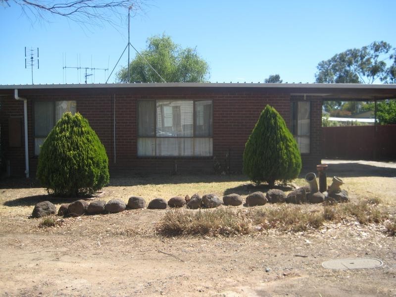 1/9 Panton Street, Eaglehawk VIC 3556