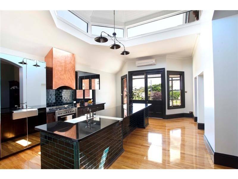 8 Kilwinning Street, Bendigo VIC 3550