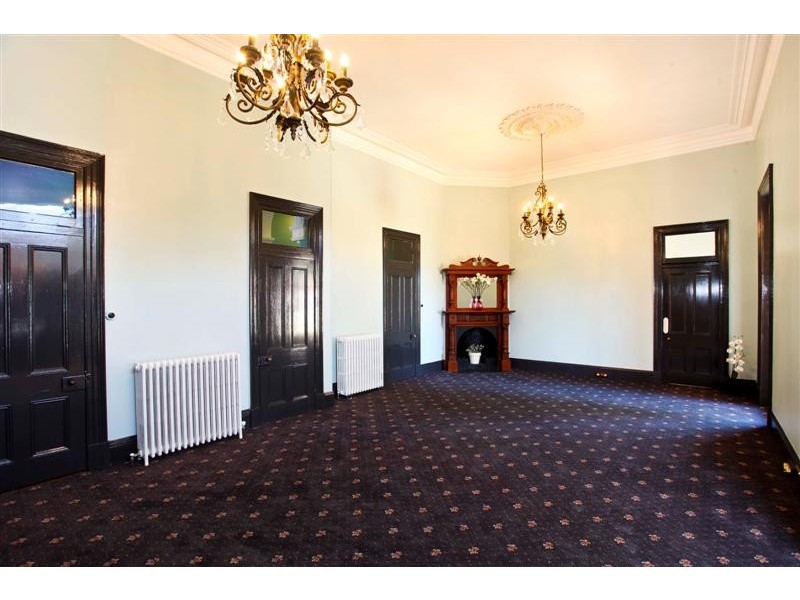 8 Kilwinning Street, Bendigo VIC 3550