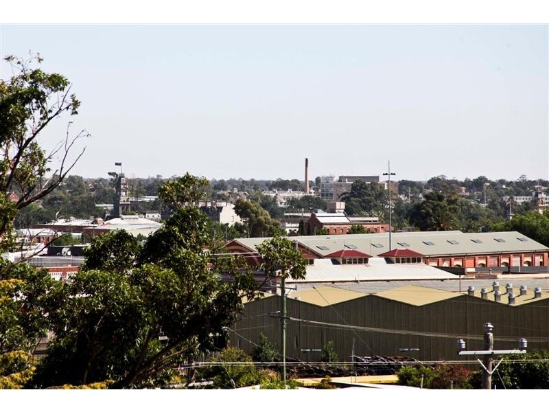 8 Kilwinning Street, Bendigo VIC 3550
