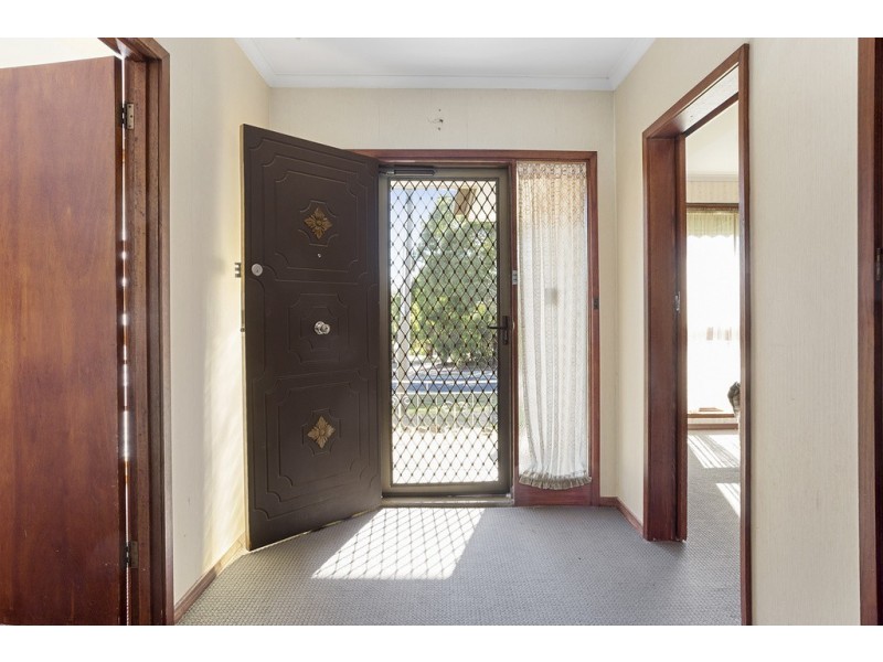 9 Pallett Street, Golden Square VIC 3555