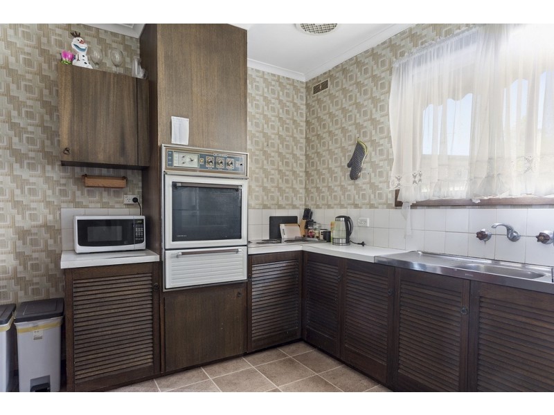 9 Pallett Street, Golden Square VIC 3555