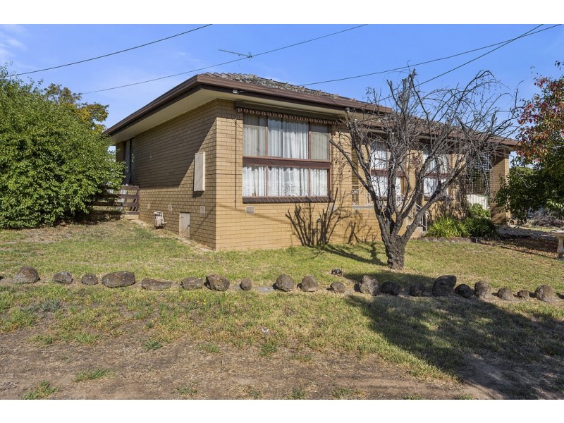 9 Pallett Street, Golden Square VIC 3555