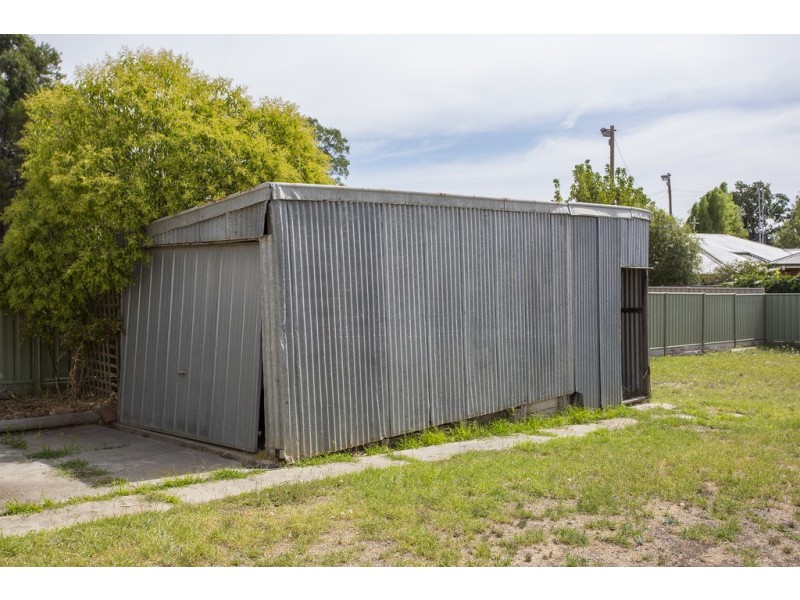 17 Keck Street, Flora Hill VIC 3550