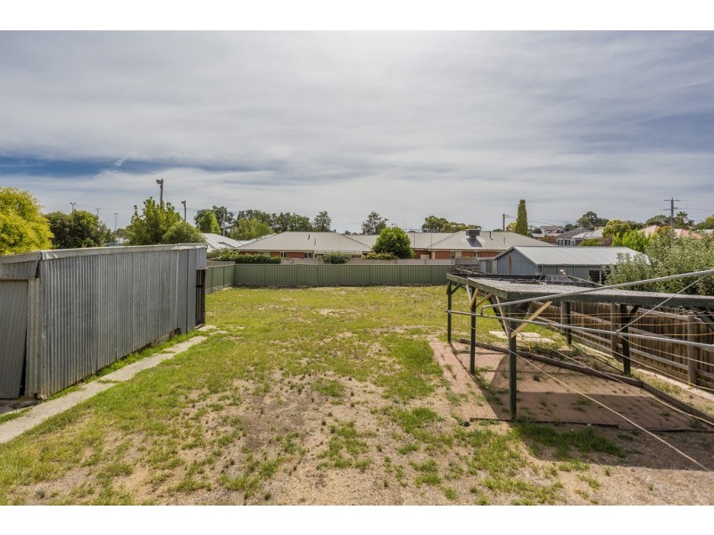 17 Keck Street, Flora Hill VIC 3550