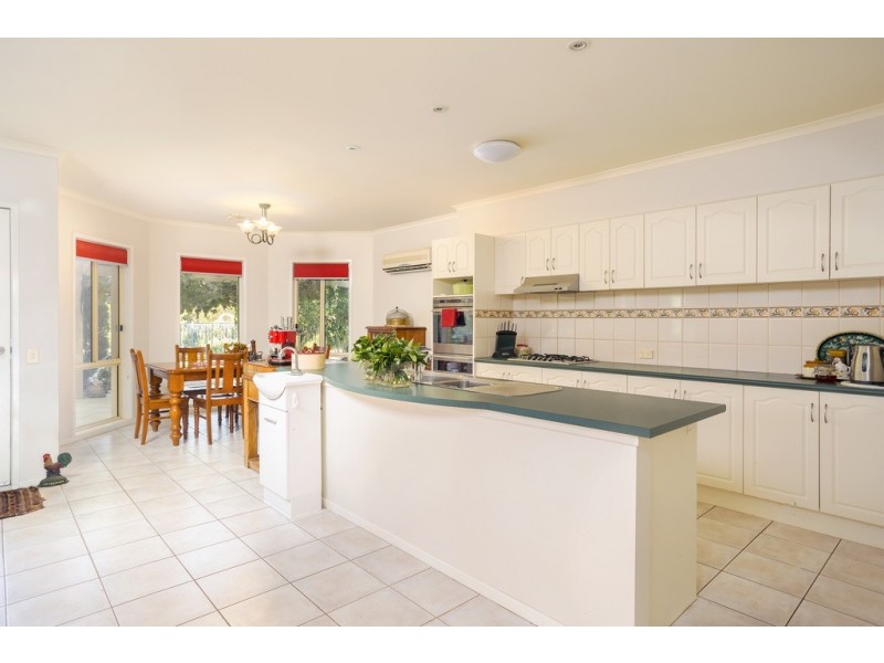 210 Sullivans Road, Strathfieldsaye VIC 3551
