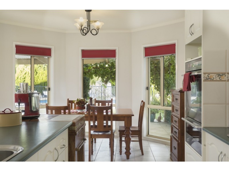210 Sullivans Road, Strathfieldsaye VIC 3551