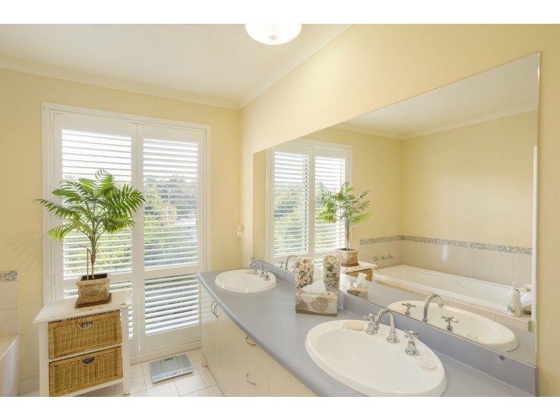 210 Sullivans Road, Strathfieldsaye VIC 3551